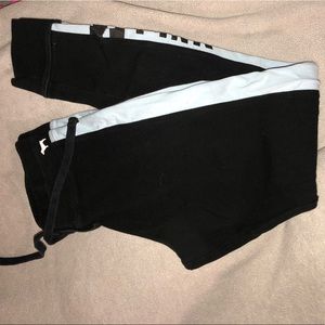 💗💗 VS PINK LEGGINGS